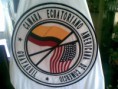 BANDERA DE TERCIOPELO CON LOGO EN ALTO RELIEVE